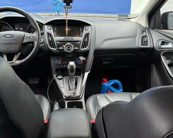 Чорний Форд Фокус, об'ємом двигуна 2 л та пробігом 123 тис. км за 9300 $, фото 10 на Automoto.ua