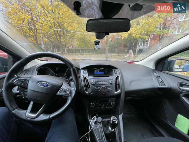 Чорний Форд Фокус, об'ємом двигуна 1 л та пробігом 183 тис. км за 6700 $, фото 6 на Automoto.ua