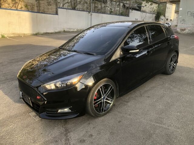 Чорний Форд Фокус, об'ємом двигуна 0 л та пробігом 95 тис. км за 12500 $, фото 3 на Automoto.ua