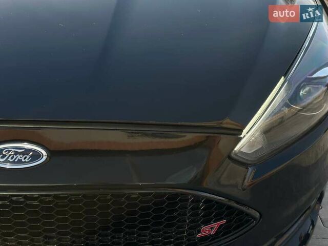Чорний Форд Фокус, об'ємом двигуна 2 л та пробігом 123 тис. км за 12990 $, фото 20 на Automoto.ua