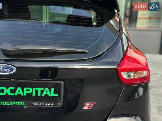 Чорний Форд Фокус, об'ємом двигуна 2 л та пробігом 123 тис. км за 12990 $, фото 11 на Automoto.ua