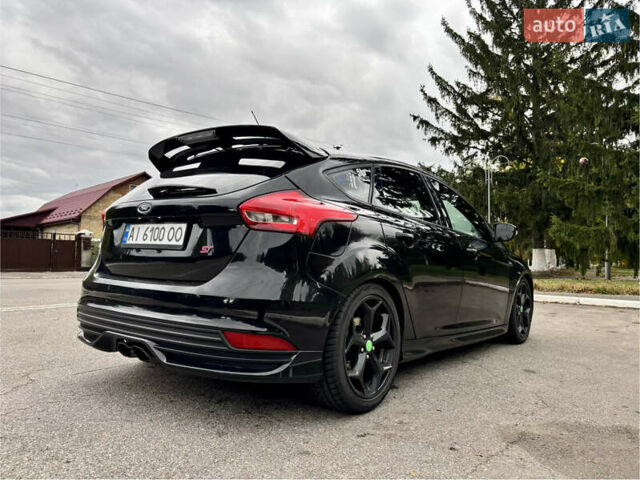 Черный Форд Фокус, объемом двигателя 2 л и пробегом 121 тыс. км за 12500 $, фото 4 на Automoto.ua