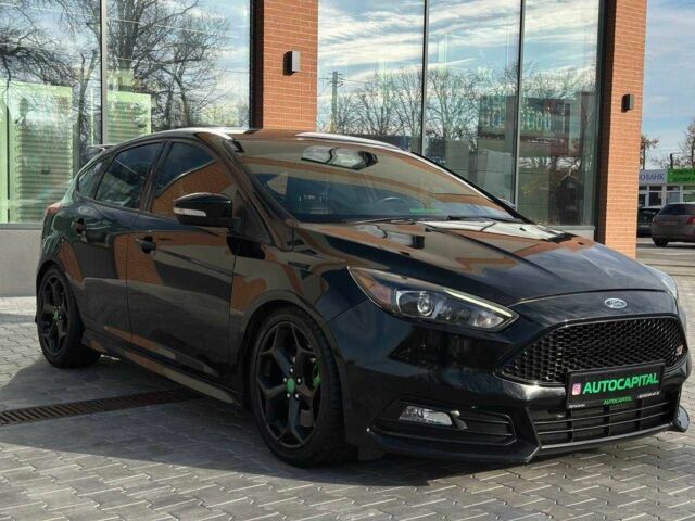 Черный Форд Фокус, объемом двигателя 2 л и пробегом 123 тыс. км за 12990 $, фото 1 на Automoto.ua