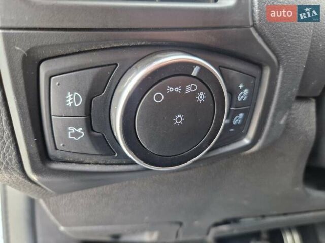 Черный Форд Фокус, объемом двигателя 2 л и пробегом 98 тыс. км за 12000 $, фото 19 на Automoto.ua