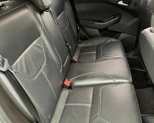 Чорний Форд Фокус, об'ємом двигуна 2 л та пробігом 123 тис. км за 9300 $, фото 14 на Automoto.ua