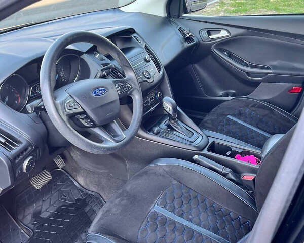 Черный Форд Фокус, объемом двигателя 2 л и пробегом 64 тыс. км за 10300 $, фото 12 на Automoto.ua