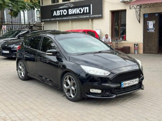 Черный Форд Фокус, объемом двигателя 2 л и пробегом 71 тыс. км за 8900 $, фото 1 на Automoto.ua
