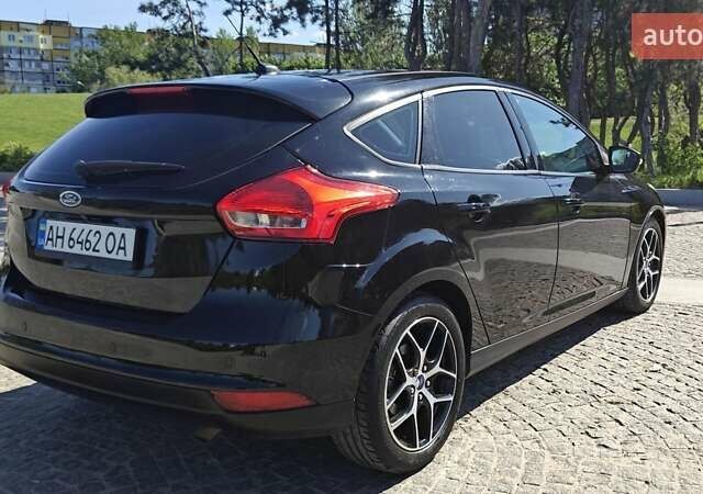 Чорний Форд Фокус, об'ємом двигуна 2 л та пробігом 114 тис. км за 9800 $, фото 5 на Automoto.ua
