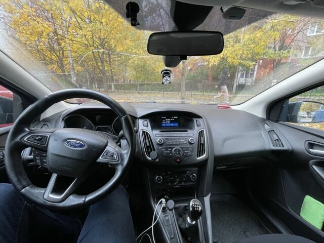 Черный Форд Фокус, объемом двигателя 1 л и пробегом 183 тыс. км за 6750 $, фото 5 на Automoto.ua