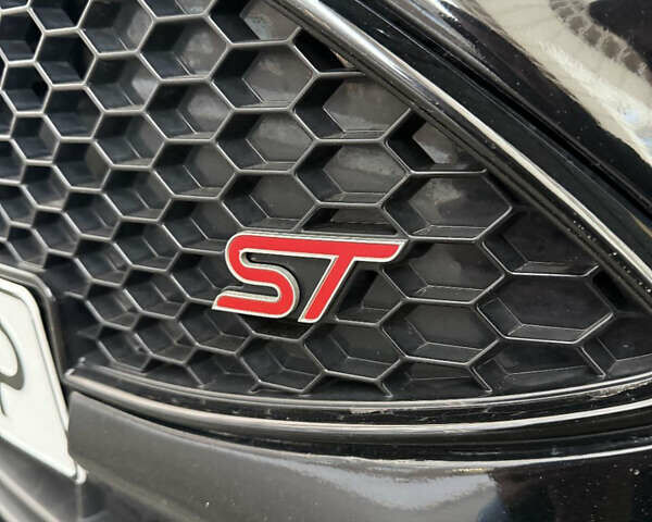 Чорний Форд Фокус, об'ємом двигуна 2 л та пробігом 75 тис. км за 9500 $, фото 9 на Automoto.ua