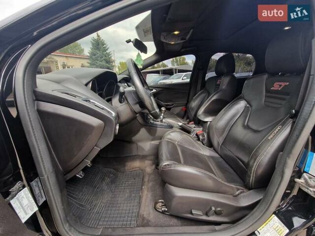 Черный Форд Фокус, объемом двигателя 2 л и пробегом 98 тыс. км за 12000 $, фото 13 на Automoto.ua