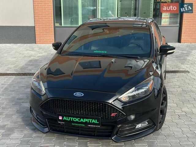 Чорний Форд Фокус, об'ємом двигуна 2 л та пробігом 123 тис. км за 12990 $, фото 6 на Automoto.ua
