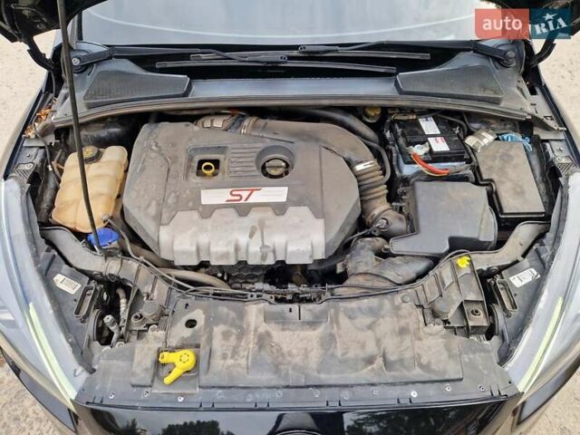 Черный Форд Фокус, объемом двигателя 2 л и пробегом 98 тыс. км за 12000 $, фото 32 на Automoto.ua