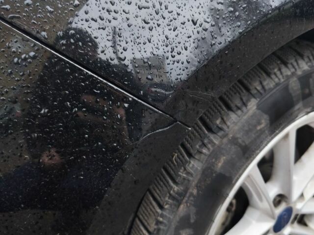 Черный Форд Фокус, объемом двигателя 2 л и пробегом 223 тыс. км за 6500 $, фото 4 на Automoto.ua