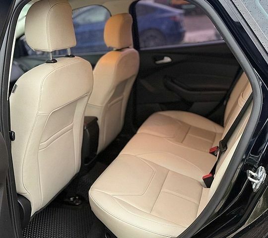 Черный Форд Фокус, объемом двигателя 2 л и пробегом 120 тыс. км за 7450 $, фото 10 на Automoto.ua
