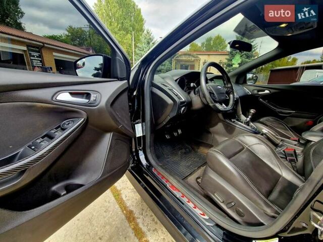 Черный Форд Фокус, объемом двигателя 2 л и пробегом 98 тыс. км за 12000 $, фото 12 на Automoto.ua