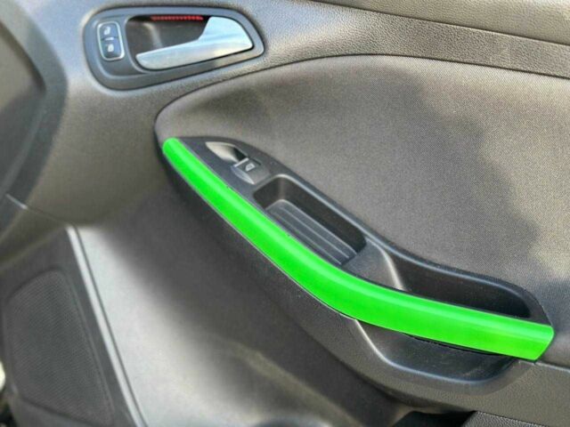 Черный Форд Фокус, объемом двигателя 2 л и пробегом 123 тыс. км за 12990 $, фото 15 на Automoto.ua