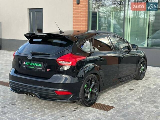 Чорний Форд Фокус, об'ємом двигуна 2 л та пробігом 123 тис. км за 12990 $, фото 13 на Automoto.ua