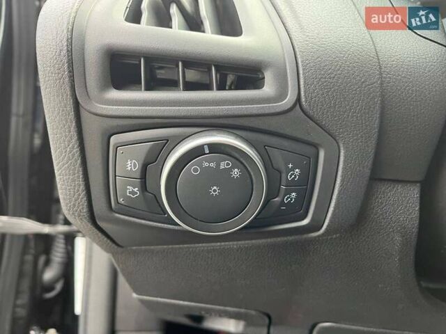 Черный Форд Фокус, объемом двигателя 2 л и пробегом 116 тыс. км за 9990 $, фото 16 на Automoto.ua