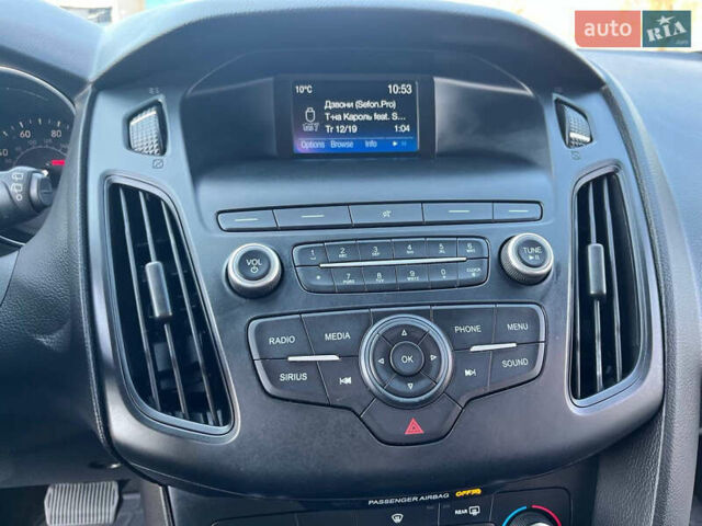 Черный Форд Фокус, объемом двигателя 2 л и пробегом 64 тыс. км за 10300 $, фото 11 на Automoto.ua