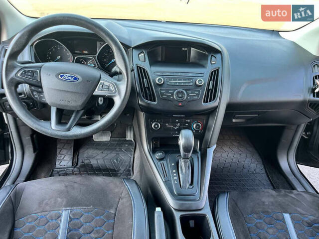 Черный Форд Фокус, объемом двигателя 2 л и пробегом 64 тыс. км за 10300 $, фото 10 на Automoto.ua