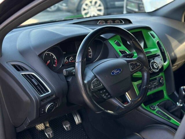 Черный Форд Фокус, объемом двигателя 2 л и пробегом 123 тыс. км за 12990 $, фото 23 на Automoto.ua