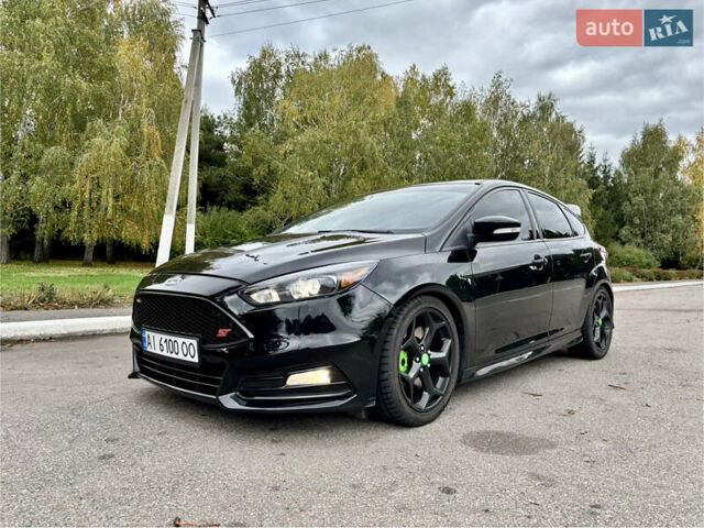 Черный Форд Фокус, объемом двигателя 2 л и пробегом 121 тыс. км за 12500 $, фото 1 на Automoto.ua