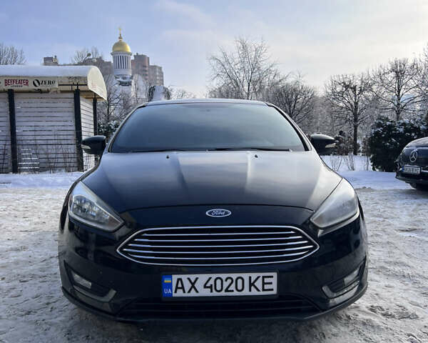 Черный Форд Фокус, объемом двигателя 2 л и пробегом 160 тыс. км за 9900 $, фото 1 на Automoto.ua