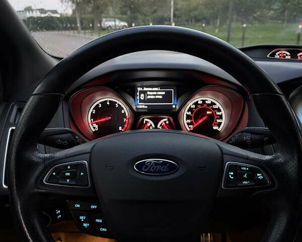 Черный Форд Фокус, объемом двигателя 2 л и пробегом 110 тыс. км за 12000 $, фото 8 на Automoto.ua