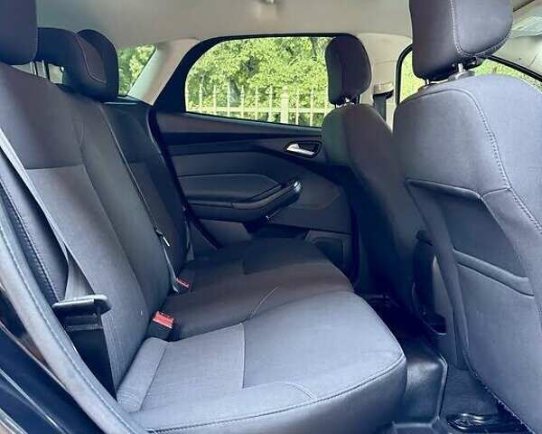 Черный Форд Фокус, объемом двигателя 2 л и пробегом 165 тыс. км за 1500 $, фото 27 на Automoto.ua