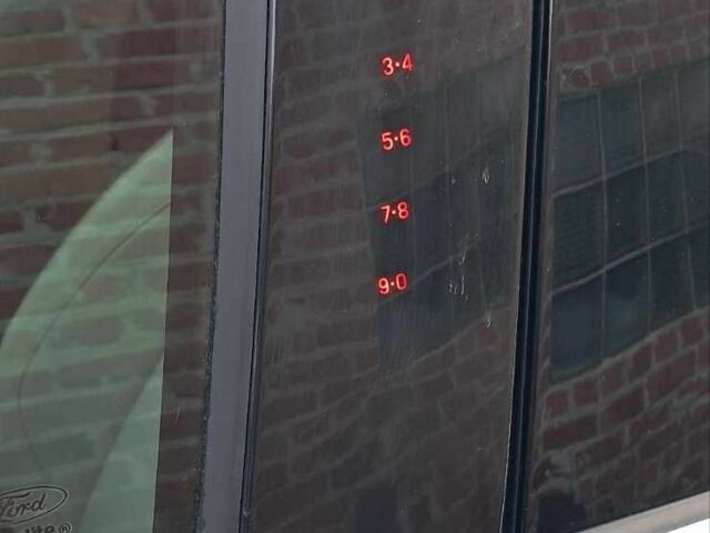 Чорний Форд Фокус, об'ємом двигуна 2 л та пробігом 164 тис. км за 8700 $, фото 17 на Automoto.ua