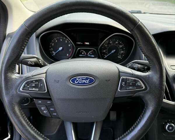 Черный Форд Фокус, объемом двигателя 2 л и пробегом 115 тыс. км за 11200 $, фото 16 на Automoto.ua