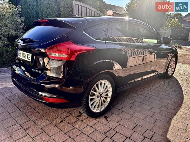 Чорний Форд Фокус, об'ємом двигуна 0 л та пробігом 84 тис. км за 9900 $, фото 4 на Automoto.ua
