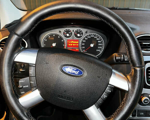 Черный Форд Фокус, объемом двигателя 2 л и пробегом 163 тыс. км за 8500 $, фото 34 на Automoto.ua