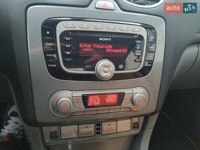 Черный Форд Фокус, объемом двигателя 2 л и пробегом 122 тыс. км за 6999 $, фото 22 на Automoto.ua