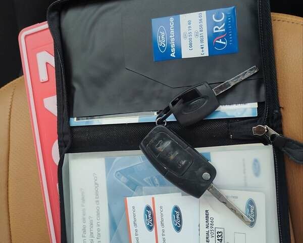 Черный Форд Фокус, объемом двигателя 2 л и пробегом 122 тыс. км за 6999 $, фото 40 на Automoto.ua