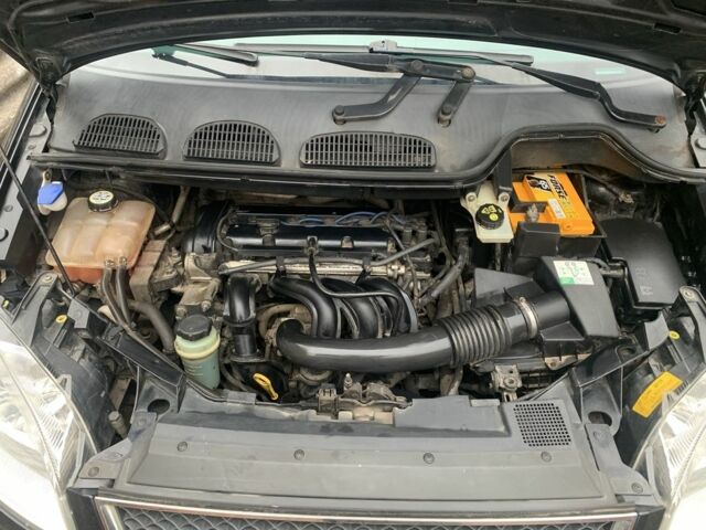 Форд Фокус 2004 в Чернигове на Automoto.ua Черный Форд Фокус, объемом двигателя 1.6 л и пробегом 255 тыс. км за 4500 $, фото 7 на Automoto.ua