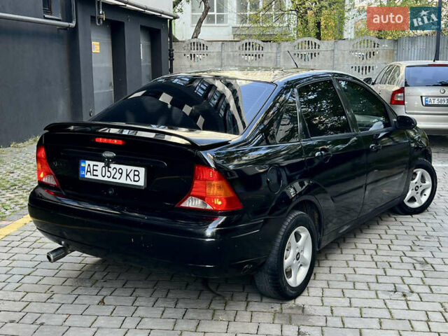 Черный Форд Фокус, объемом двигателя 2 л и пробегом 250 тыс. км за 2300 $, фото 7 на Automoto.ua