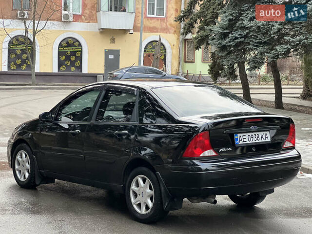 Черный Форд Фокус, объемом двигателя 2 л и пробегом 280 тыс. км за 2999 $, фото 4 на Automoto.ua