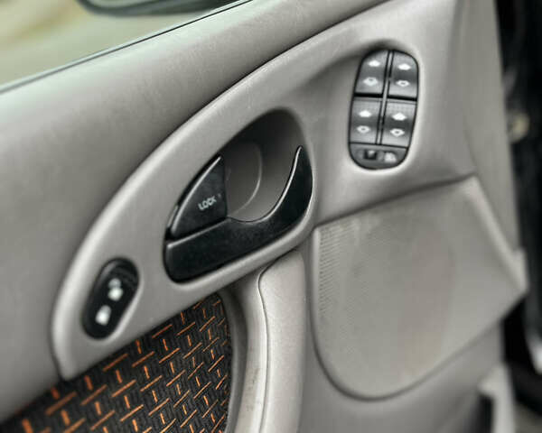 Черный Форд Фокус, объемом двигателя 1.8 л и пробегом 178 тыс. км за 2850 $, фото 21 на Automoto.ua