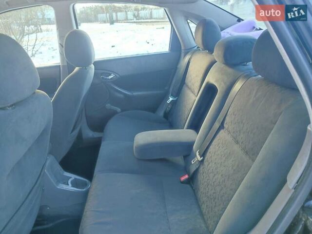 Черный Форд Фокус, объемом двигателя 2 л и пробегом 240 тыс. км за 2650 $, фото 12 на Automoto.ua