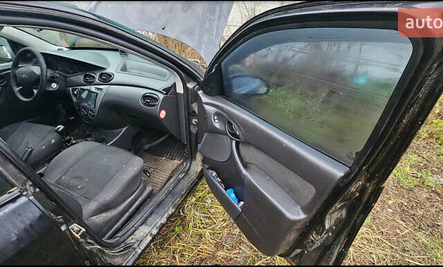 Чорний Форд Фокус, об'ємом двигуна 1.6 л та пробігом 300 тис. км за 1800 $, фото 13 на Automoto.ua