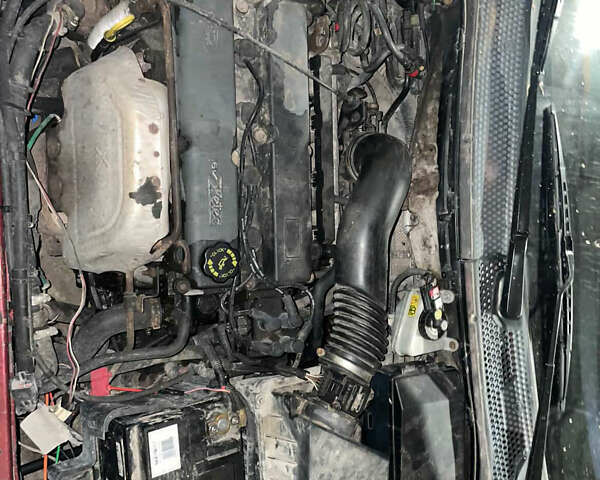 Черный Форд Фокус, объемом двигателя 1.8 л и пробегом 300 тыс. км за 600 $, фото 16 на Automoto.ua