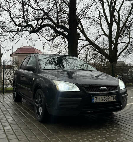 Черный Форд Фокус, объемом двигателя 1.39 л и пробегом 201 тыс. км за 4899 $, фото 1 на Automoto.ua