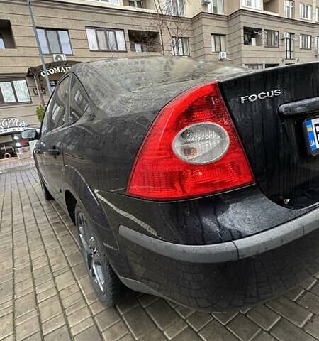 Черный Форд Фокус, объемом двигателя 1.39 л и пробегом 201 тыс. км за 4899 $, фото 6 на Automoto.ua