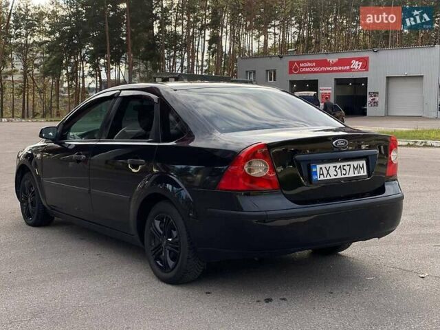Черный Форд Фокус, объемом двигателя 1.6 л и пробегом 318 тыс. км за 4000 $, фото 7 на Automoto.ua