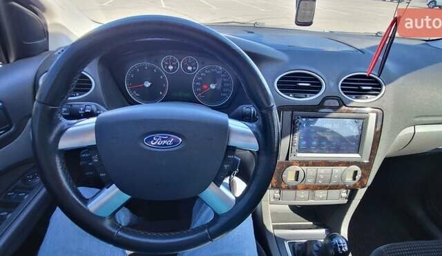 Черный Форд Фокус, объемом двигателя 1.8 л и пробегом 186 тыс. км за 4900 $, фото 18 на Automoto.ua