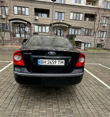 Черный Форд Фокус, объемом двигателя 1.39 л и пробегом 201 тыс. км за 4899 $, фото 2 на Automoto.ua