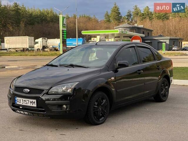 Черный Форд Фокус, объемом двигателя 1.6 л и пробегом 318 тыс. км за 4000 $, фото 2 на Automoto.ua