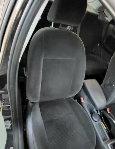 Черный Форд Фокус, объемом двигателя 1.8 л и пробегом 186 тыс. км за 4900 $, фото 29 на Automoto.ua